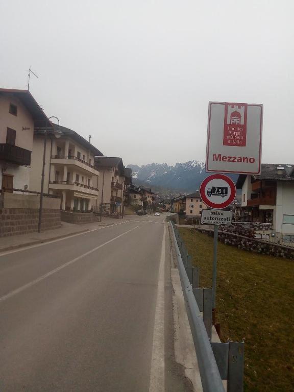 Apartamento Casa Renzo - Dolomiti - Trentino Mezzano Exterior foto